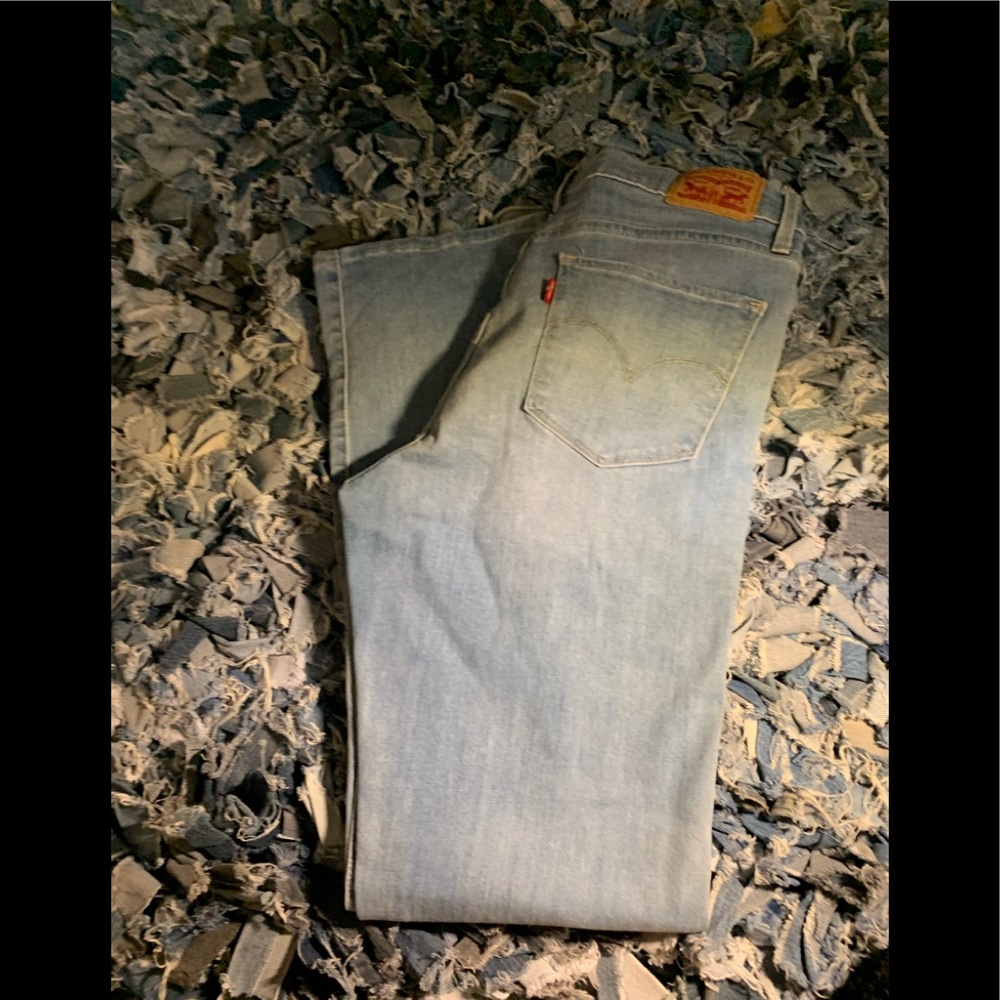 Light Denim Levi’s